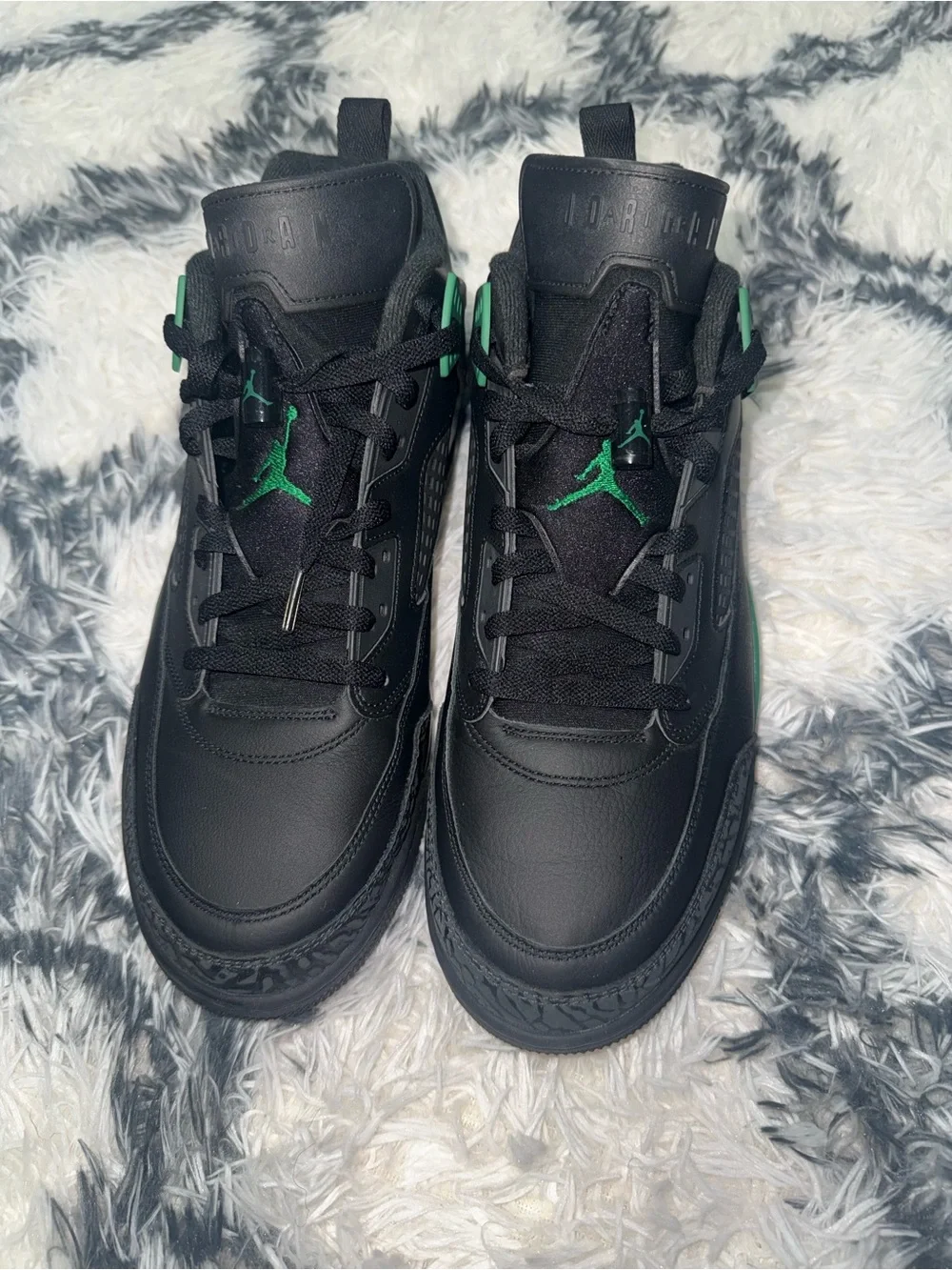 Jordan Spizike Low.
